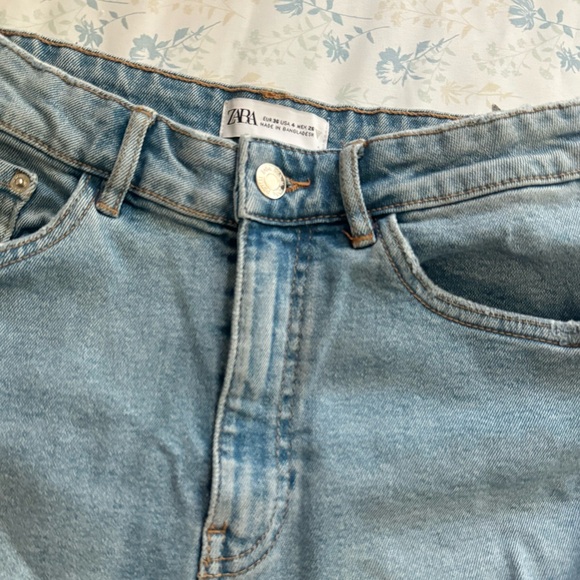 ZARA High Rise Shorts - Picture 5 of 6